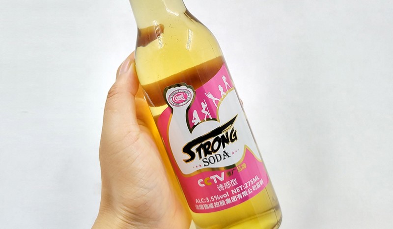 பிரகாசமான வெள்ளி பாப் லேபிள்